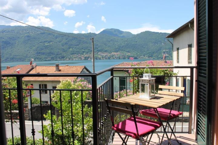 In Centro Ca' Leandro Vista Lago เลียร์นา ภายนอก รูปภาพ