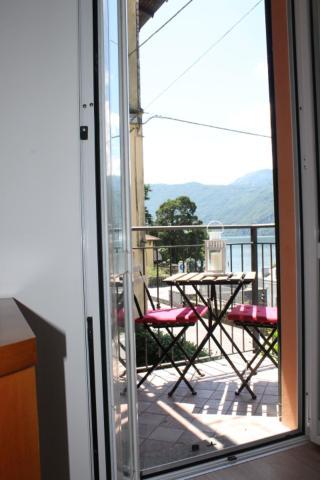 In Centro Ca' Leandro Vista Lago เลียร์นา ภายนอก รูปภาพ